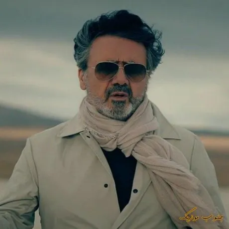 دانلود ریمیکس 40 آهنگ برتر معین   رادیو جوان طولانی شاد یکجا پشت سرهم